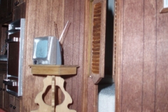 1_tv-and-saloon-doors